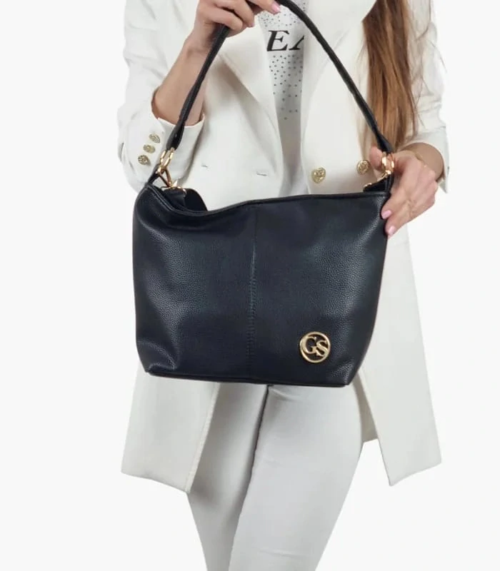 Stredná mäkká čierna crossbody kabelka s rúčkou na plece Grosso 34x25x12