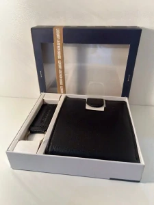 Pánska čierna kožená peňaženka Peterson na šírku s prackou 13x10x3 s príveskom na kľúče