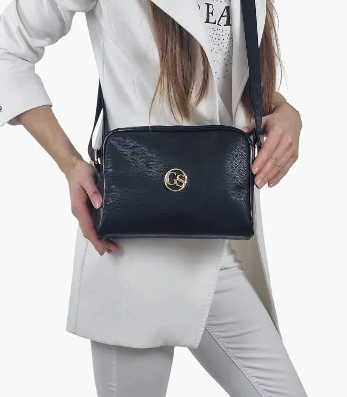 Čierna menšia crossbody kabelka so zlatým logom so zipsom Grosso 25x19x7