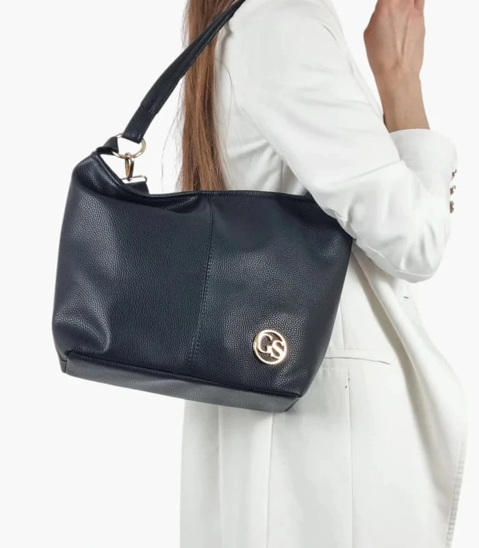 Stredná mäkká čierna crossbody kabelka s rúčkou na plece Grosso 34x25x12