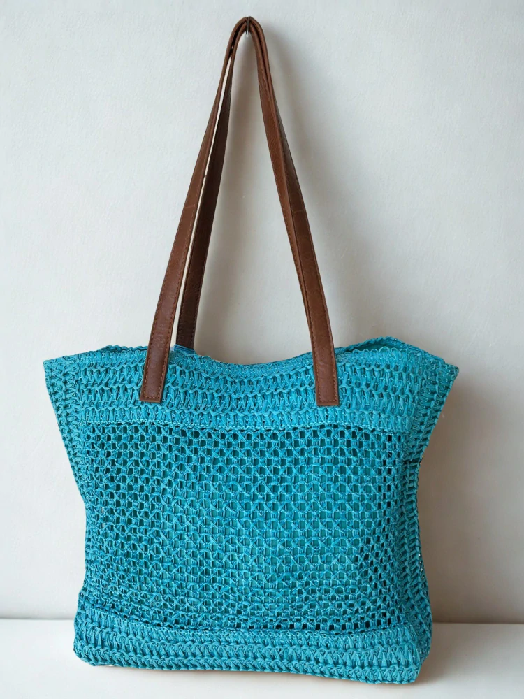 Väčšia modrá slamená kabelka na plece s dlhými rúčkami Turbobags 40x30x12