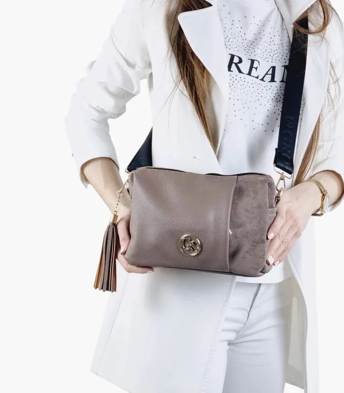 Hnedá crossbody kabelka s 3 kapsickami na zips Grosso 26x18x9