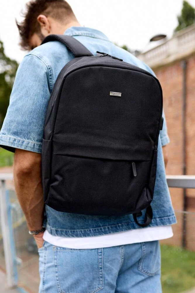 🎒 Veľký čierny pánsky batoh na notebook Peterson 44x28x13 cm