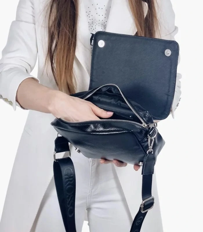 Štýlová čierna crossbody kabelka Grosso 25x18x10