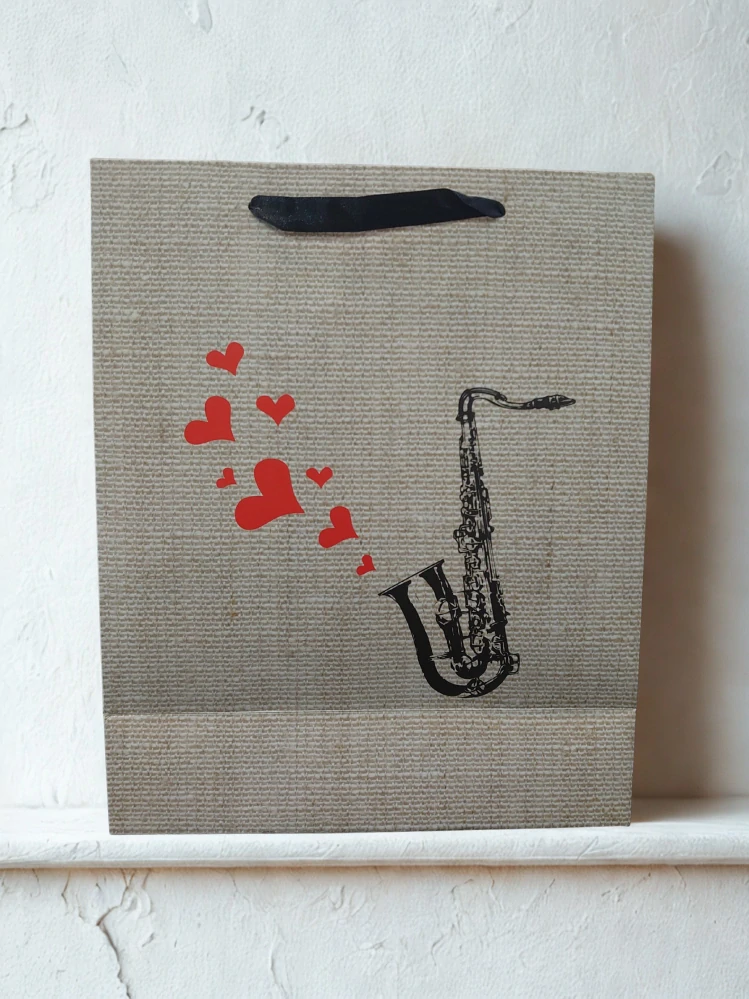 Darčeková taška srdiečková so saxofónom 32x26x12 