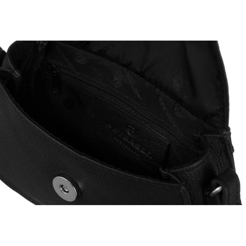 Malá čierna štýlová kožená crossbody kabelka z prírodnej kože Peterson 18x14x5