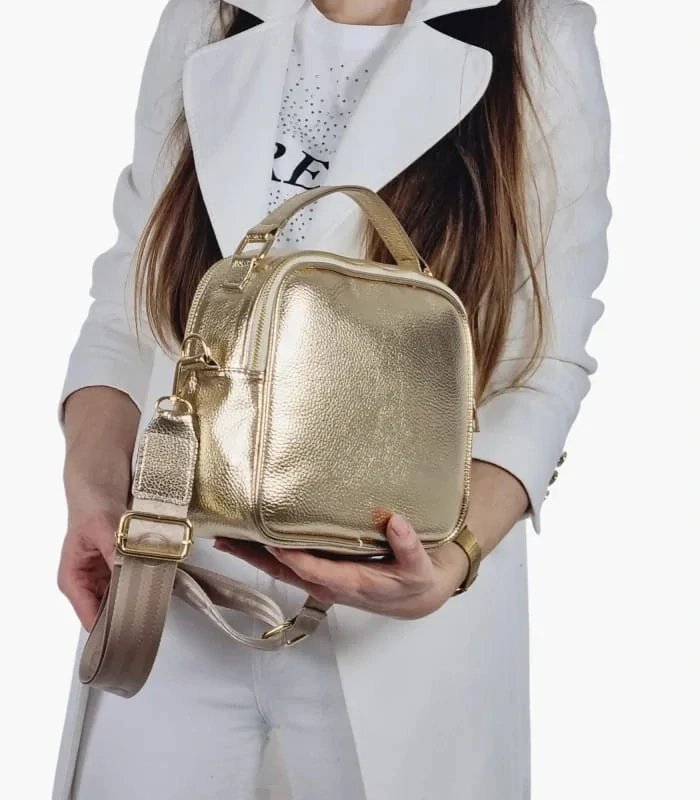 Bielo-zlatá crossbody kabelka so zlatými aplikáciami s rúčkou Grosso 24x22x10