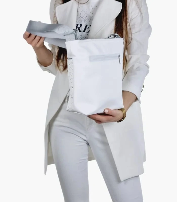 Biela crossbody kabelka s kapsičkou na zips Grosso 26x24x12