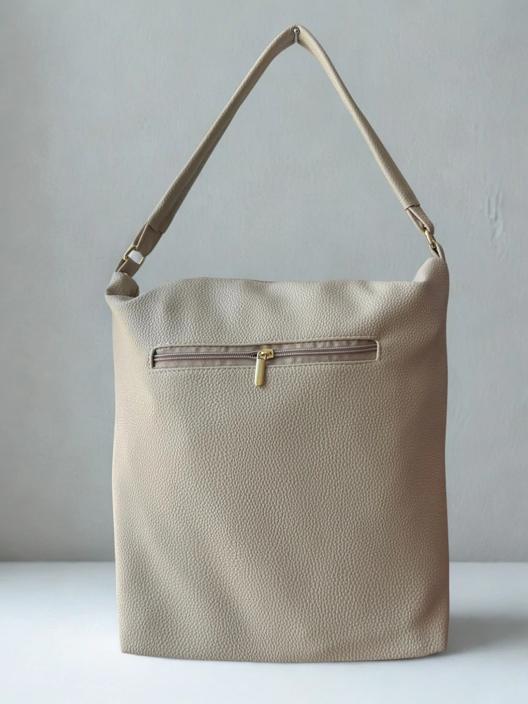 Prešívaná moderná béžová crossbody kabelka na plece Grosso 32x28x14