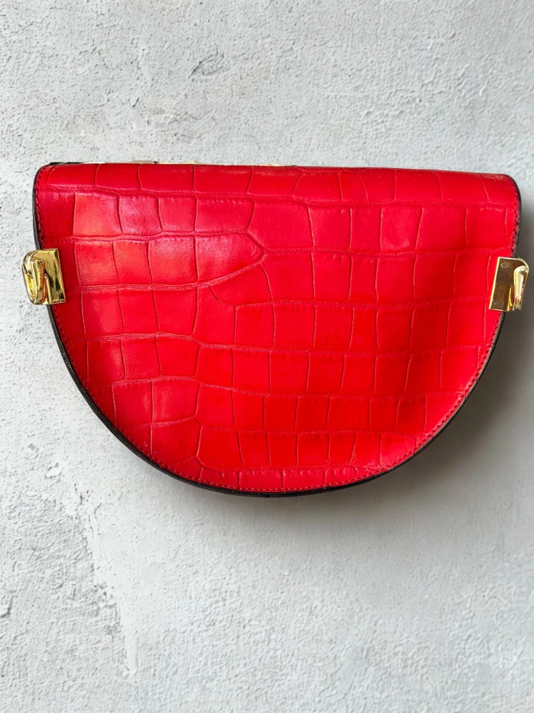Elegantná červená kožená crossbody kabelka Laura Biaggi 24x20x9