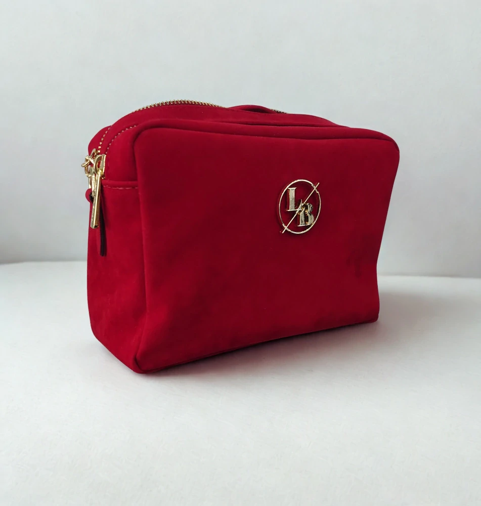 Elegantná červená zamatová crossbody kabelka na plece Laura Biaggi 22x16x10