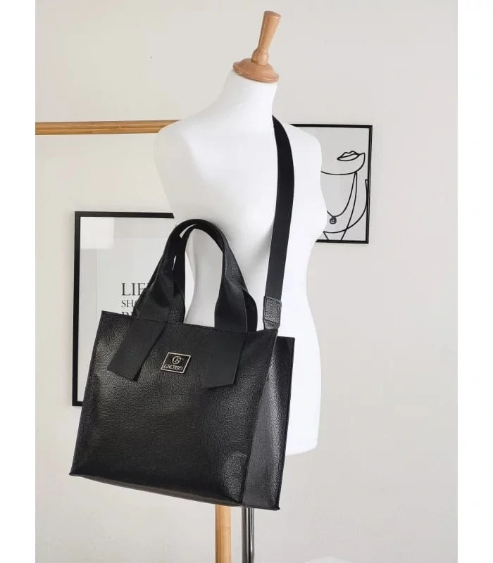 Väčšia čierna elegantná crossbody kabelka s rúčkami a kapsičkou Grosso 36x30x13