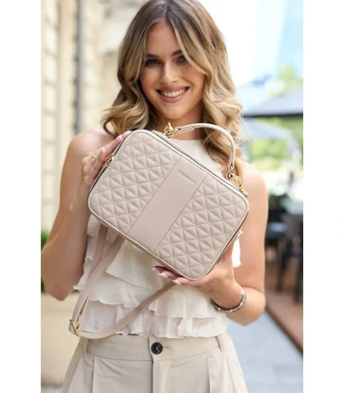 Malá prešívaná hnedá elegantná messenger kabelka Peterson 23x17x10
