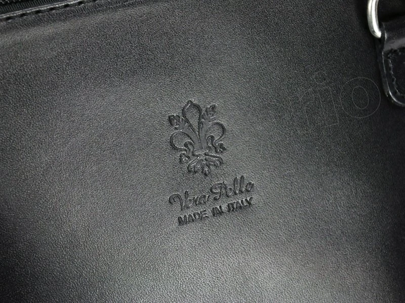 Malá čierna jednoduchá kožená kabelka s logom Barberinis 17x16x8.5