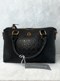 Čierna macíková crossbody kabelka Lulu Castagnette s rúčkami 28x18x11