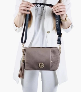 Hnedá crossbody kabelka s 3 kapsickami na zips Grosso 26x18x9