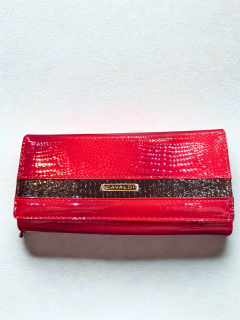 Červená dámska kožená peňaženka s čiernym pásom v kroko motíve Cavaldi 19x10x4